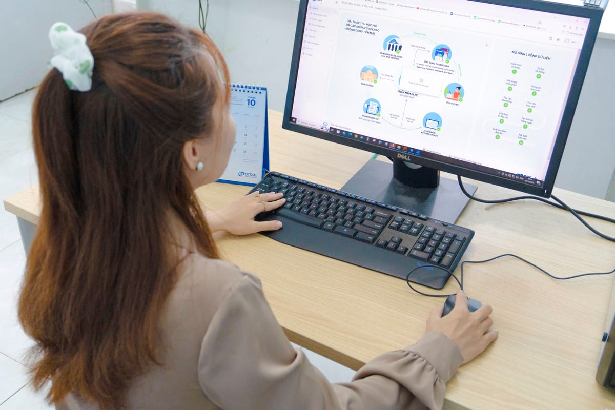 Vietnam Work Permit Requirements: How Many Years of Experience After University? Can Fresh Graduates Work in Vietnam?
